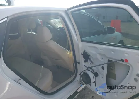 2015 Volkswagen Passat 1.8T Limited Edition из США, поврежденный, VIN 1VWAS7A39FC111067